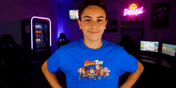 Youtubers MikelTube y FamilyTube Inauguran su Propia Tienda en Andorra